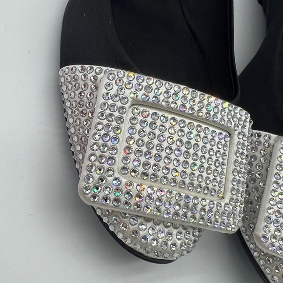 Authentic Roger Vivier Black Satin white Swarovski Crystals ballerina - Picture 11 of 14